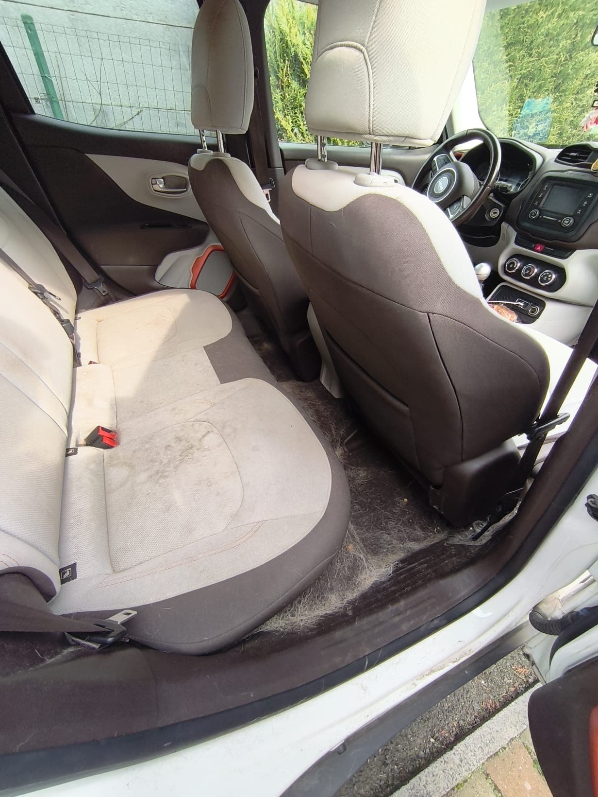 Nettoyage voiture à domicile Mons Kraken Cleaning, avant transformation 3